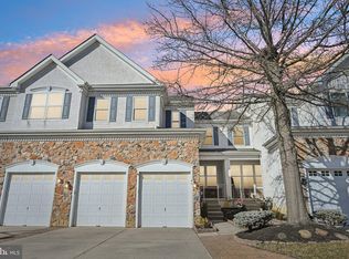46 Weaver Dr, Marlton, NJ 08053