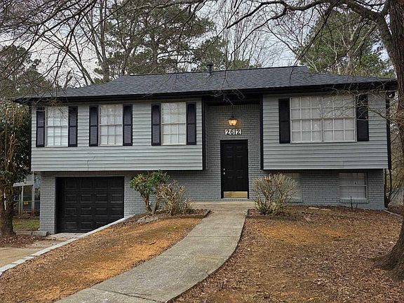 3rd image of 2612 Shoemaker St