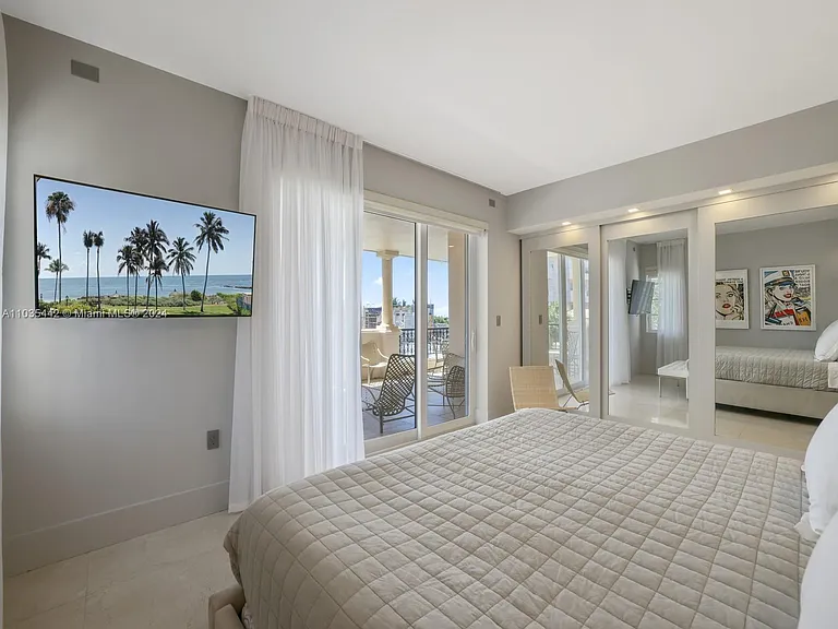 19223 Fisher Island Dr #19223 — Photo 20