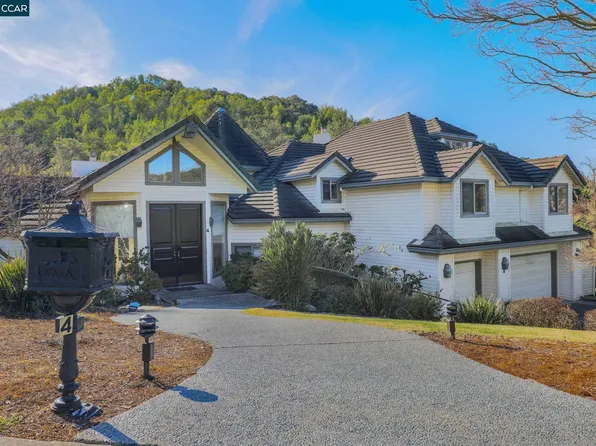 4 Julianna Ct, Moraga, CA 94556