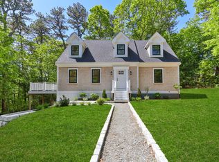 41 Little John Rd, East Falmouth, MA 02536
