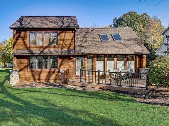 4th image of 2345 Lakeshore Ct