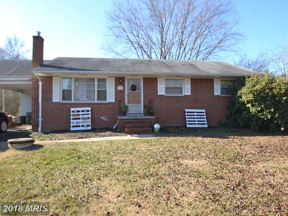 1st image of 10506 Woodland Dr