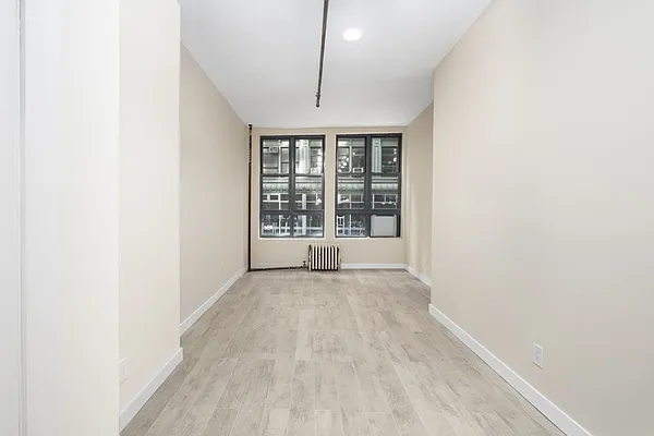 Rented by The Moinian Group | media 2