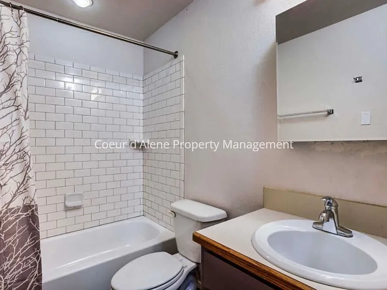 10230 N Hillview Dr — Photo 15