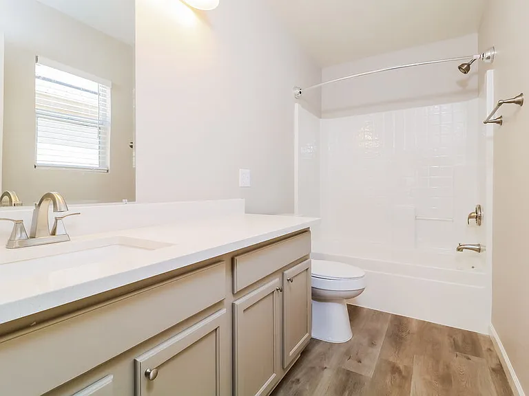 10043 N 115th Dr — Photo 13