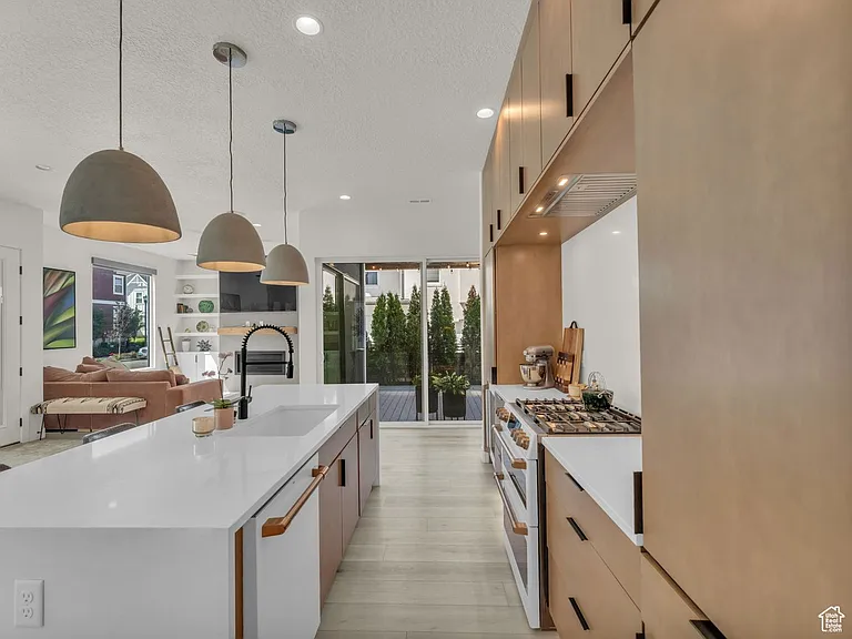 11609 S Dorian Dr — Photo 12