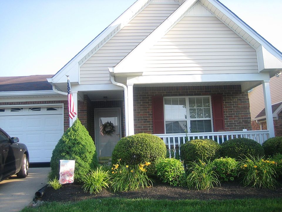 1st image of 726 Forest Glen Cir