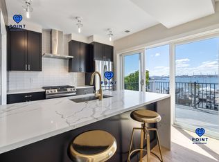 275 Webster St #4, Boston, MA 02128