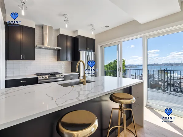 275 Webster St, Boston, MA