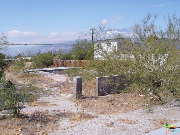2nd image of 66329 Buena Vista Ave