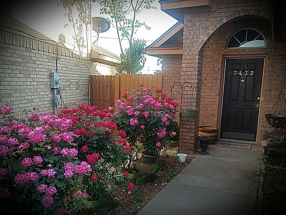 3rd image of 7432 Arbor Hill Dr