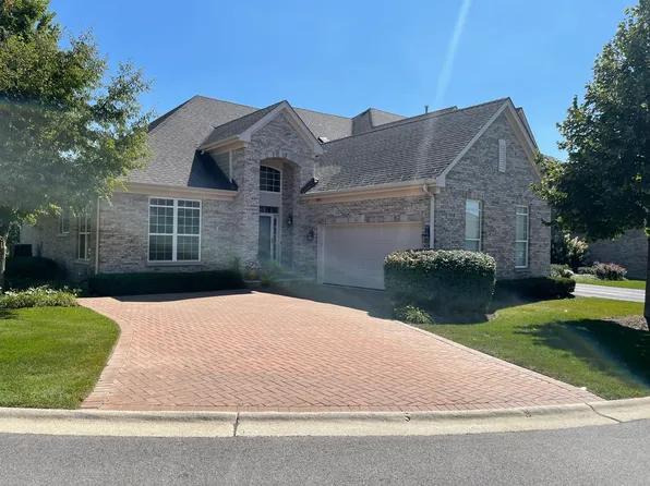 708 Fieldstone Ct, Inverness, IL 60010