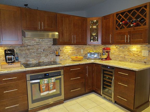 5th image of 18265 NW 21st St