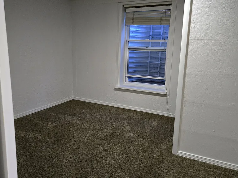 4720 W Franklin Rd #B — Photo 6