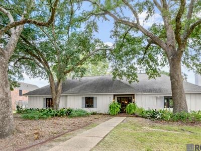 8773 W Fairway Dr, Baton Rouge, LA, 70809