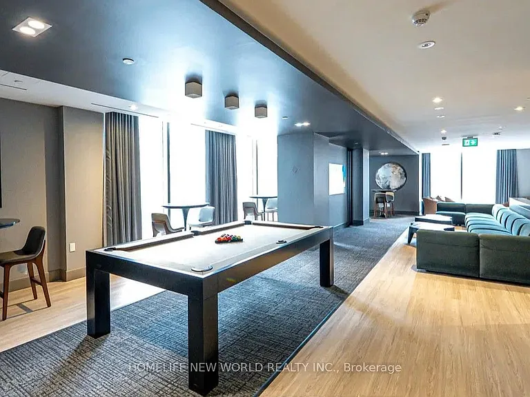 8 Cumberland St #1303 — Photo 12