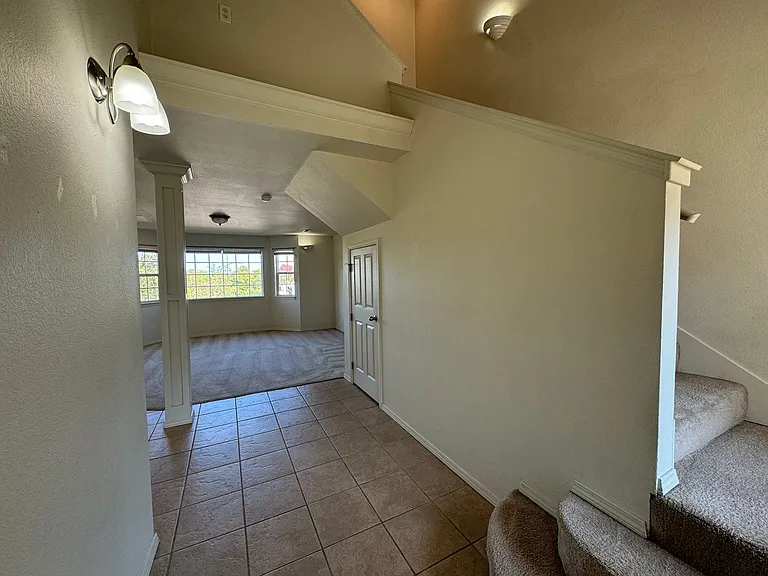150 Hickory Ridge Dr — Photo 3