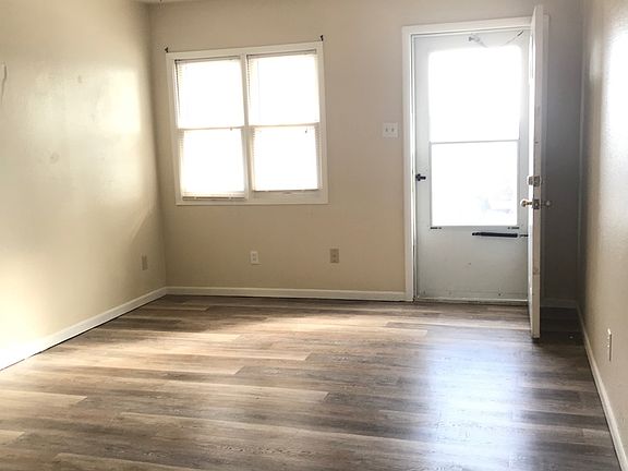 5th image of 3379 SW Brendan Ave