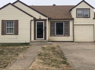 1325 N Russell St, Pampa, TX 79065