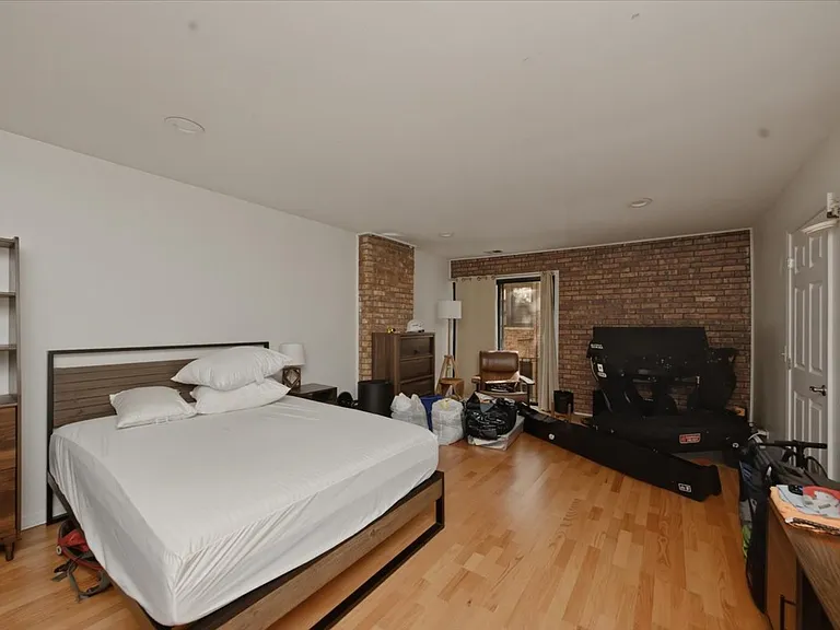 542 W Arlington Pl #B — Photo 9