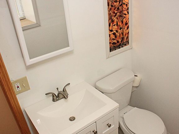 BATH ROOM