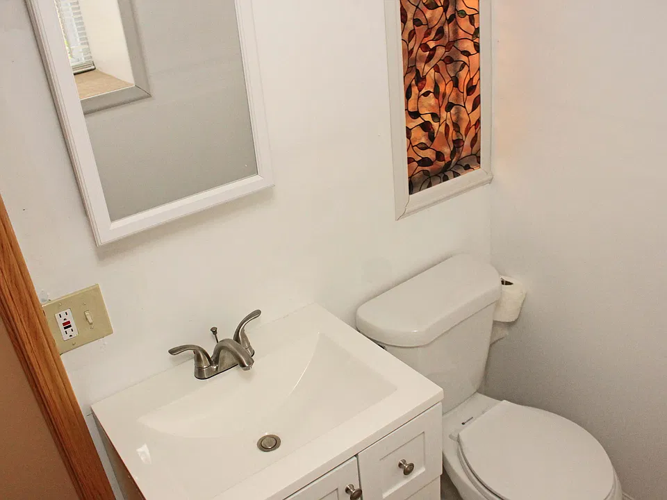 BATH ROOM