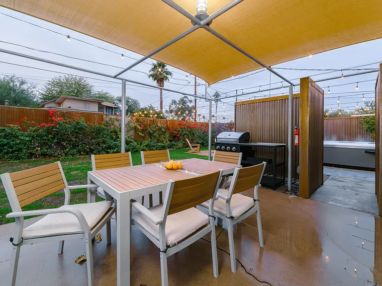 1726 S La Rosa Dr — Photo 26