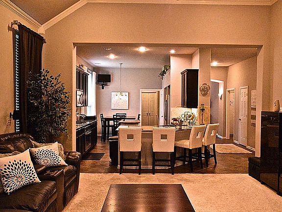 3rd image of 28835 Thornbird Ct