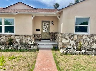 19550 Vanowen St, Reseda, CA 91335