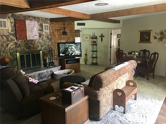 4th image of 161 Brazos Dr