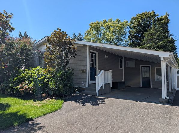 12 Dartmouth Dr