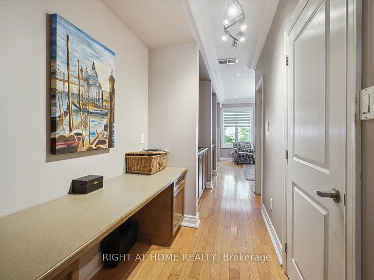 99 Brant St #7 — Photo 9