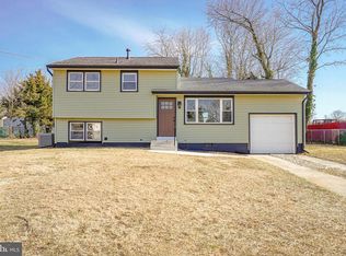 1259 E Cornell St, Vineland, NJ 08360