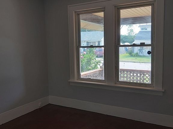 4th image of 1014 Felix Ave