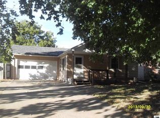 314 NE Pine Ln, Topeka, KS 66617