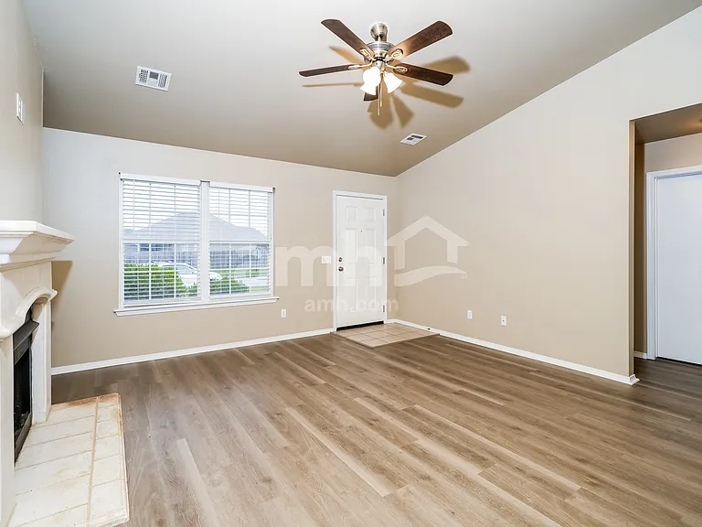 8944 S 261st East Ave — Photo 8