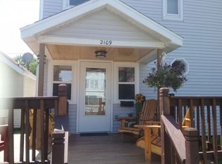 2109 Washington St, Dubuque, IA 52001