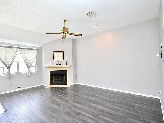 2nd image of 14926 Radstock Dr