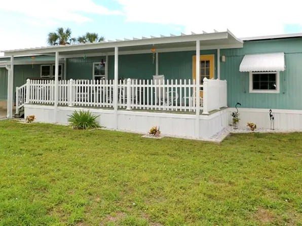 107 W Saint Johns Way, Apollo Beach, FL 33572