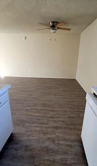 17801 Sherman Way #210 — Photo 9
