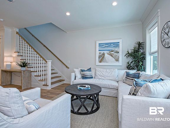 4th image of 25103 Romar Vista Dr