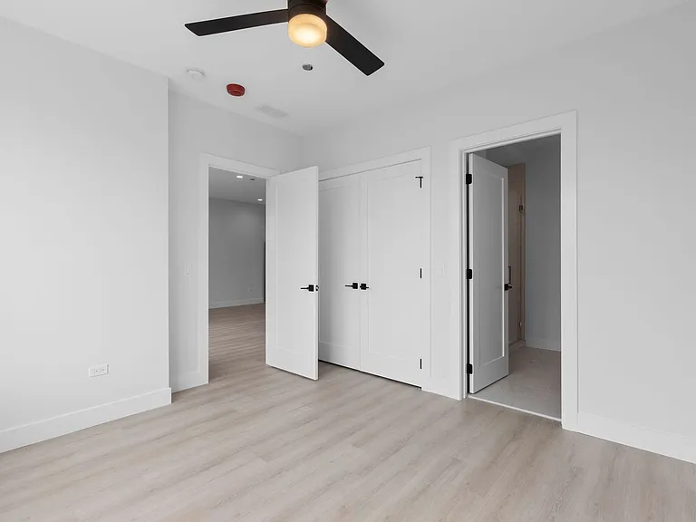 904 W Dakin LLC — Photo 23