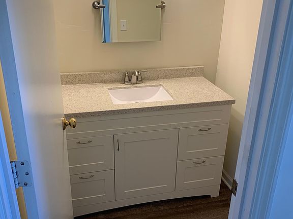 3rd image of 1804 Juniper Dr