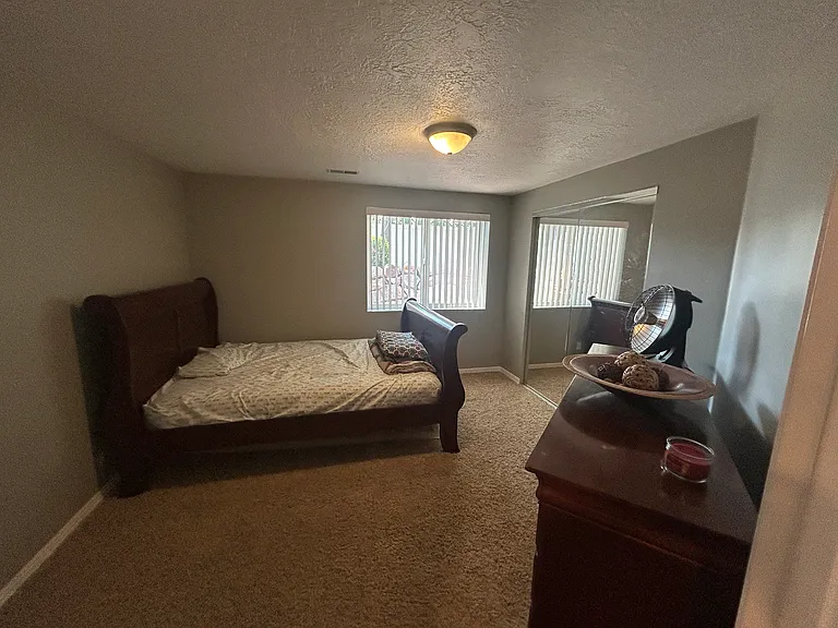 112 E Sweet Berry Dr — Photo 14