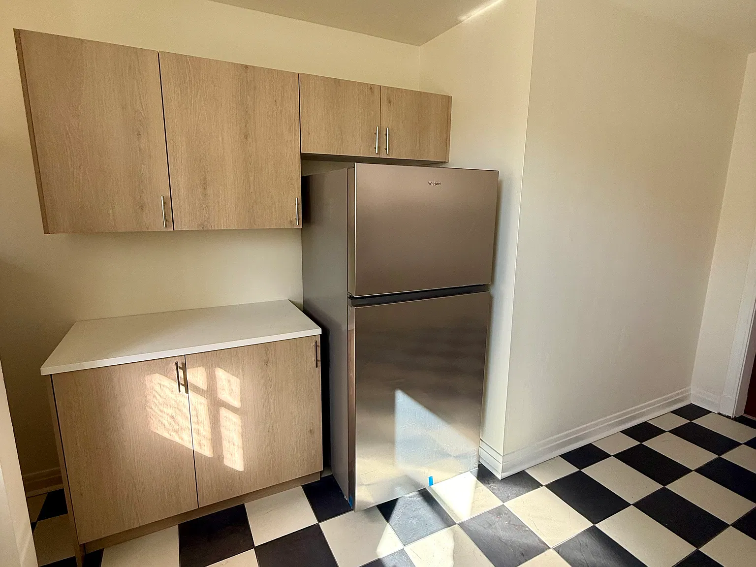 2 bed, 1400 sqft, $2,500 — Photo 4