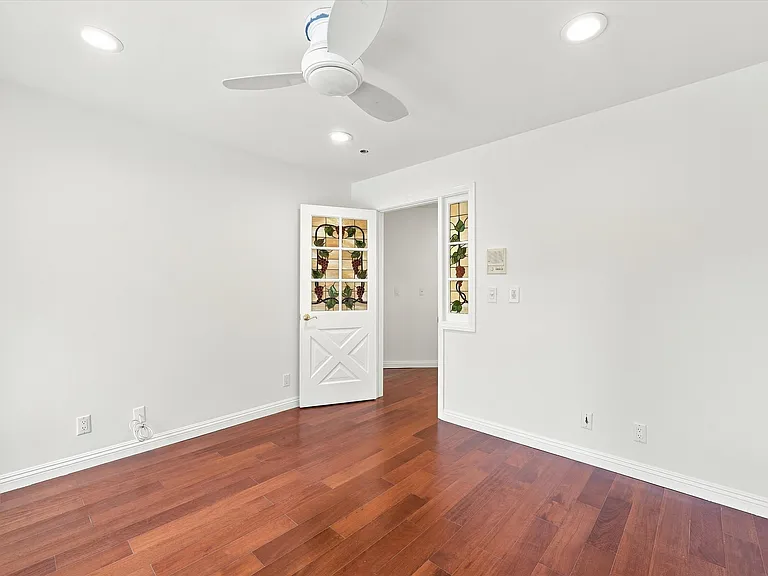 1220 Ocean Dr — Photo 27