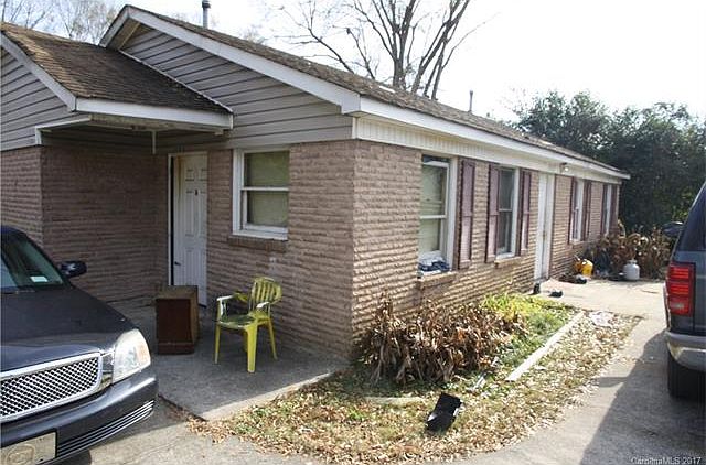 2nd image of 1337 Essex Ave