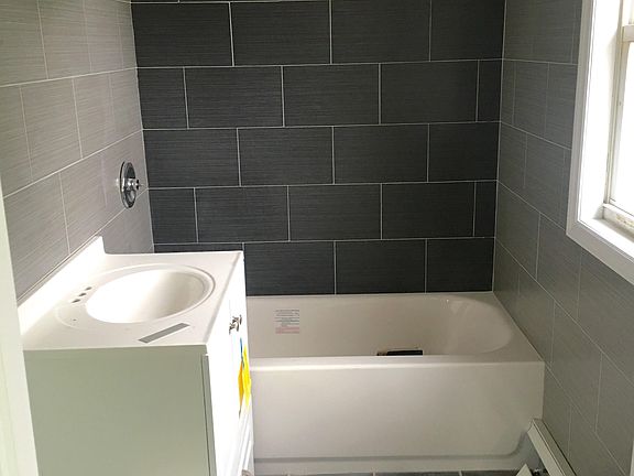 5th image of 247-38 88 Dr #2B