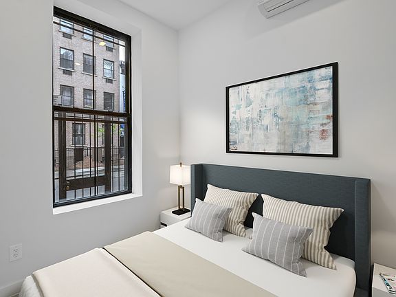 5th image of 406 W 51st St #101
